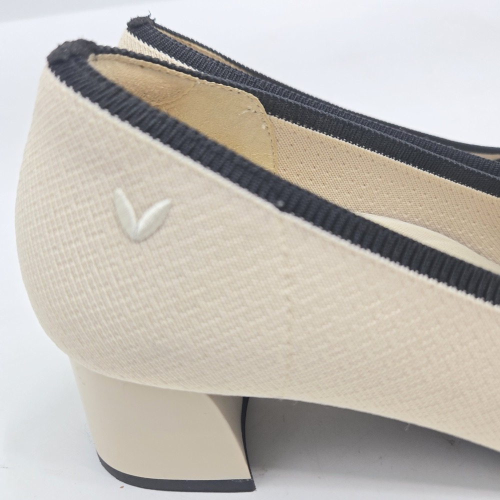 Vivaia Chunky Heel Shoes Women's 9 US Tracy Pro Almond Black Knit Point Toe - Picture 6 of 13